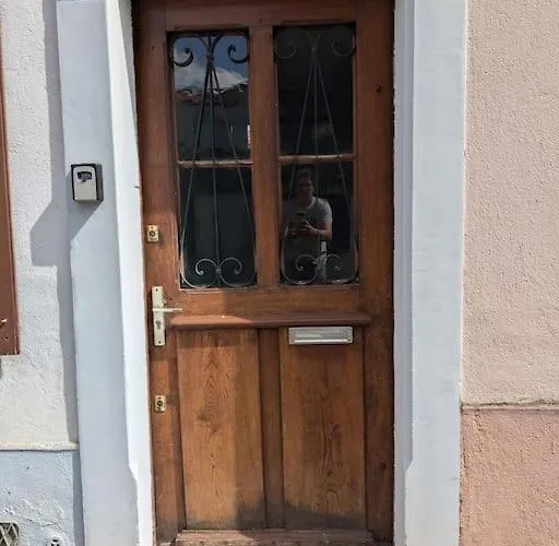 Appartement Le Grenier Du Rempart, Au Coeur Du Village